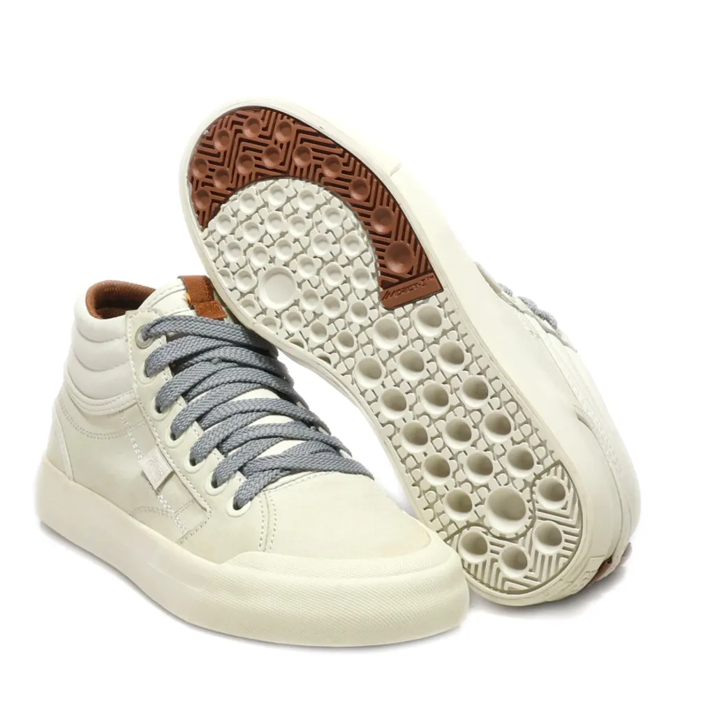 Dc Shoes Evan Hi High-Top Sneakers Leather Beige Colour For Women